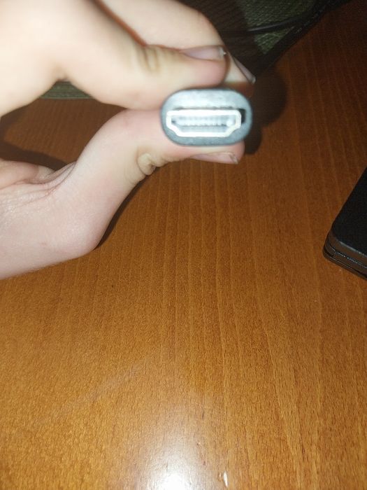 Продавам PlayStation 4 pro 1 TB