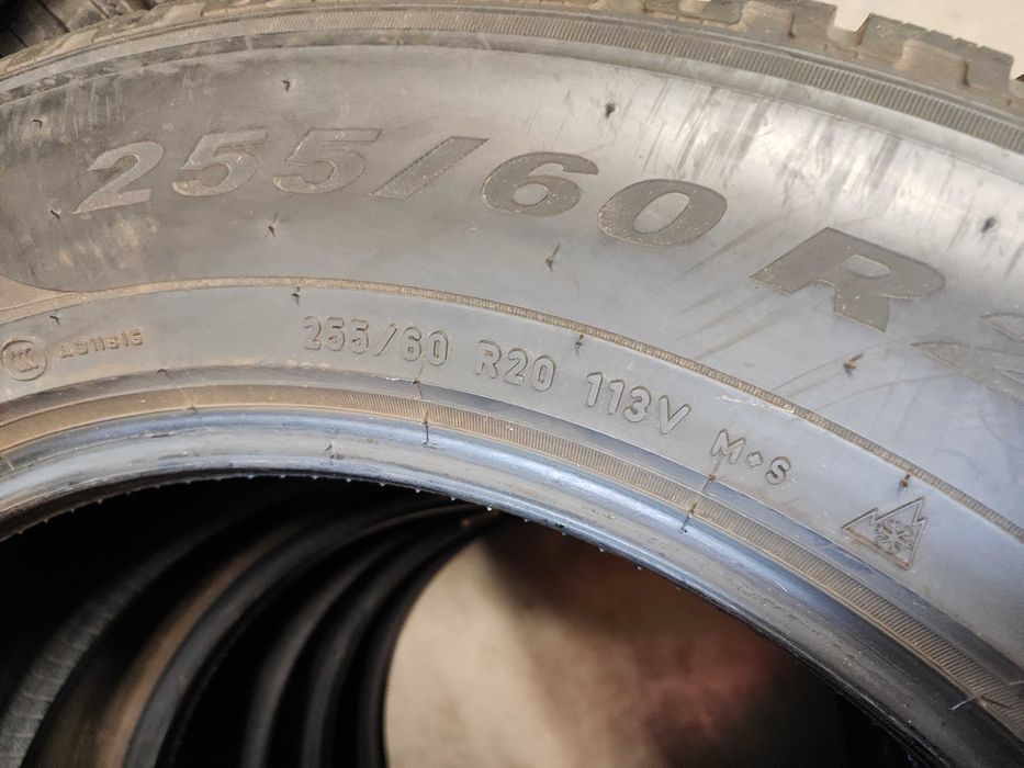 4бр. зимни гуми 255/60/20 Pirelli