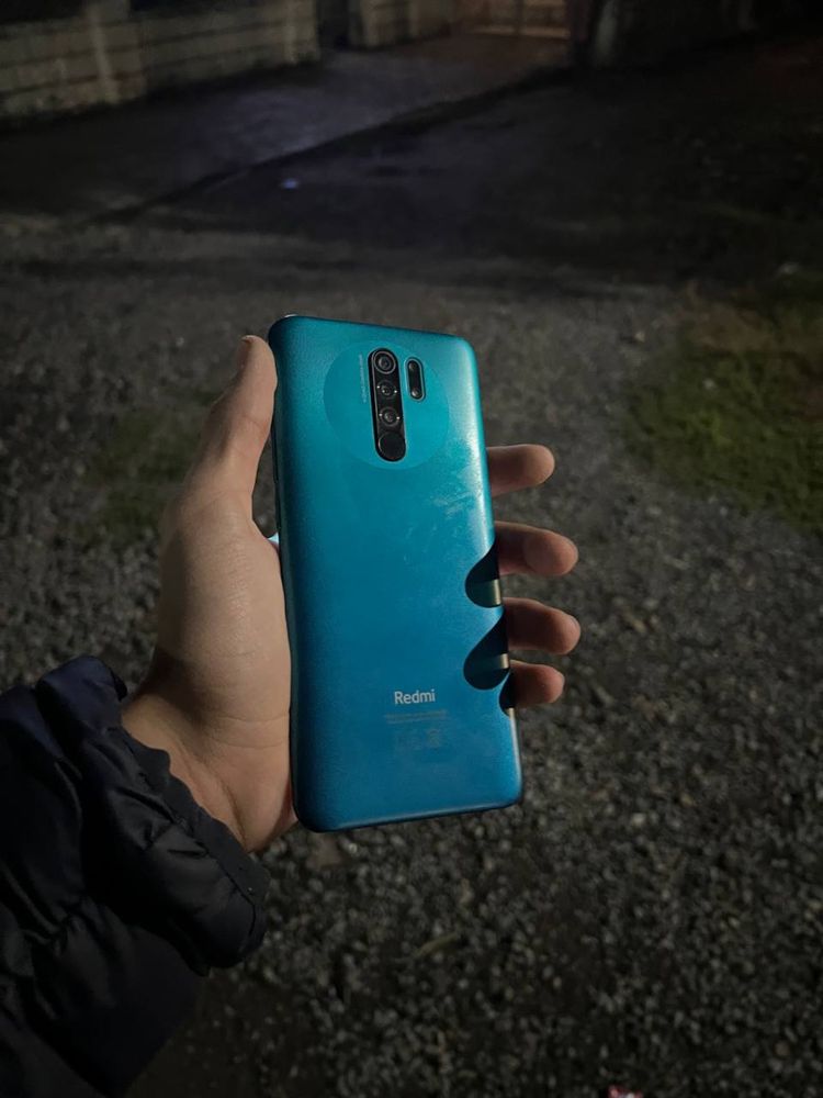 Redmi 9 64gb.