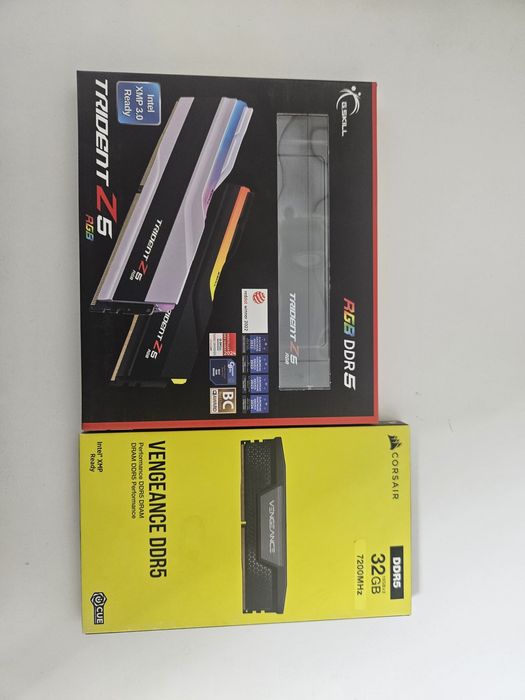 G.SKILL F5-5600J4040C16GX2-TZ5RK 32 Гб +Corsair CMK32GX5M2X7200C34 32