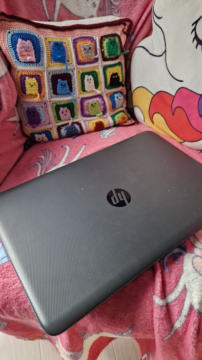 Laptop HP 250 G4 i3