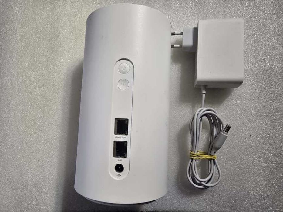 Modem 5G cu SIM OPPO 5G CPE T2 , WiFI 6, 2.4GHz si 5GHz