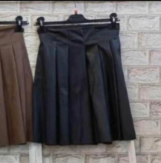 Кожени поли и панталонки