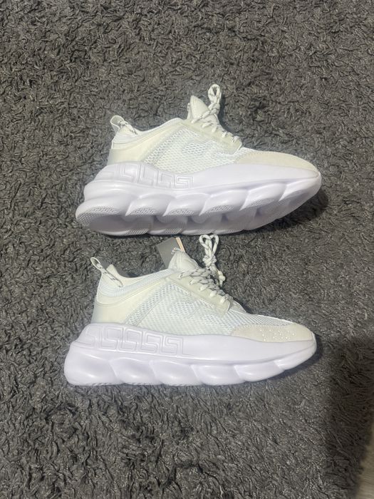 versace chain reaction
