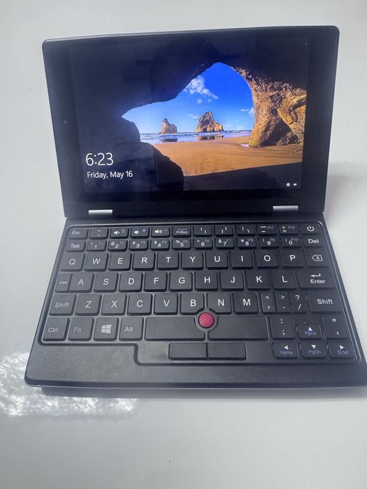 Vand Poker Laptop 7” | 12 GB RAM | 1 TB SSD – Ca Nou!