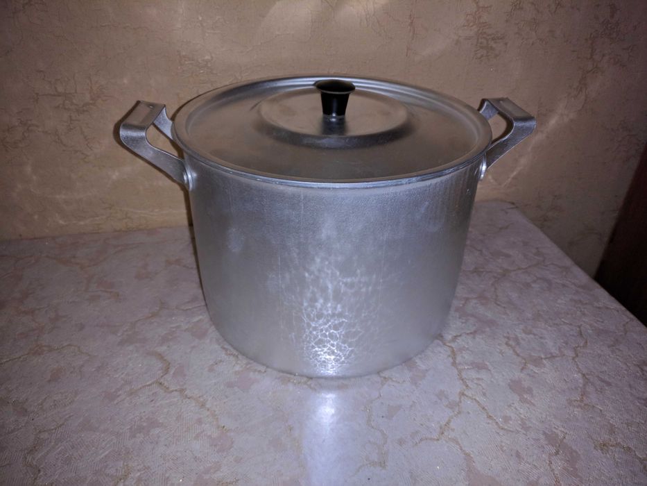 Кастрюля алюминиевая 3,5, станция метро Москва