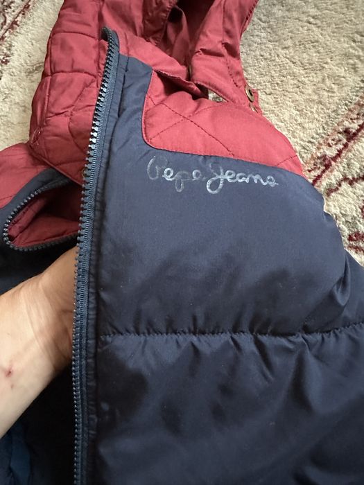 Pepe jeans двулицев елек 7-9дете