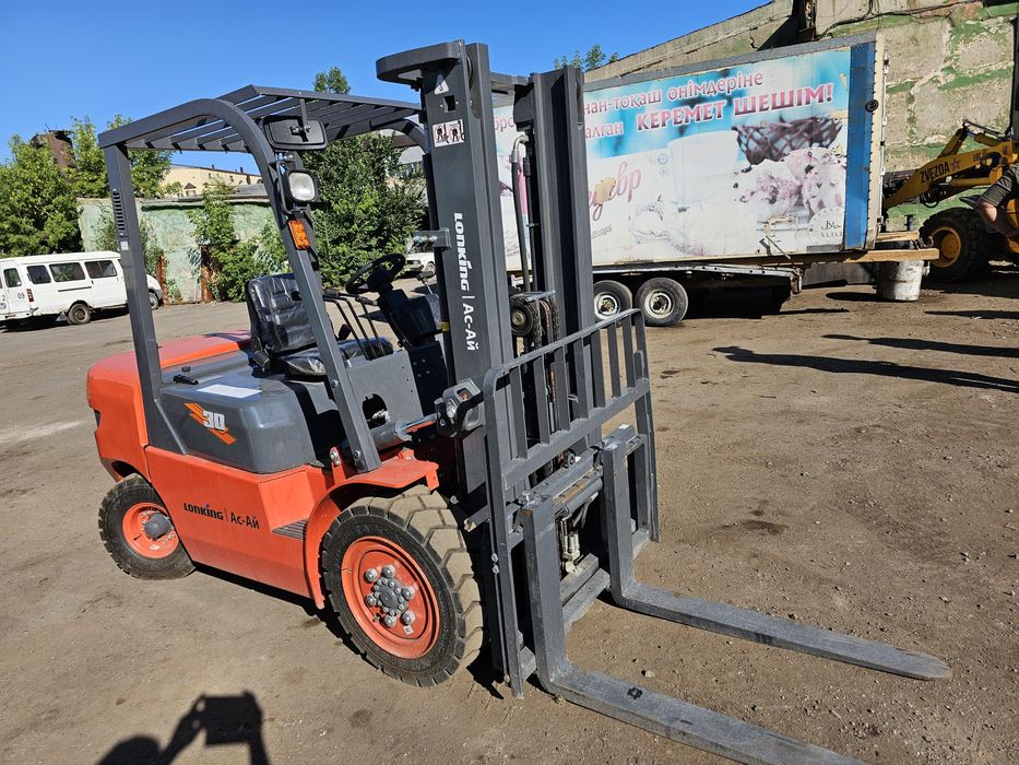 Услуги вилочного погрузчика до 3 тонн