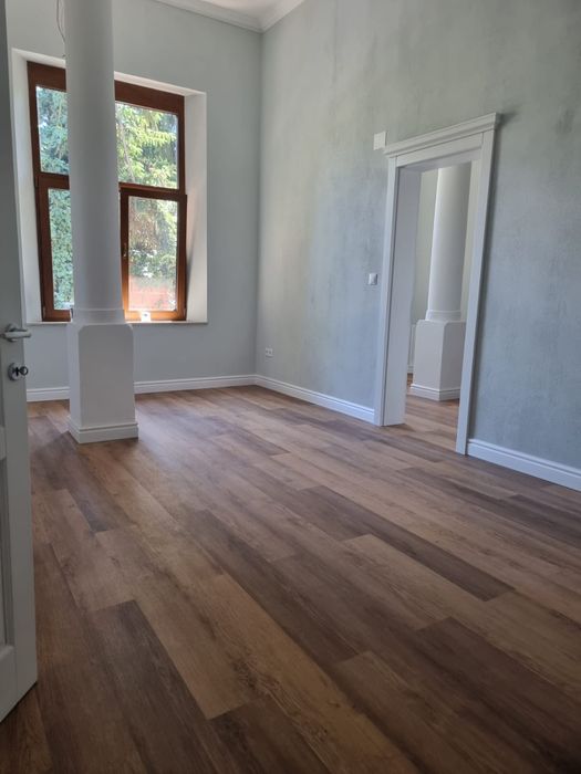 De inchiriat birou sau apartament  2 cam