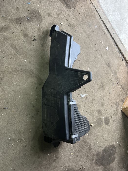 Carcasa filtru aer bmw seria 1 seria 3