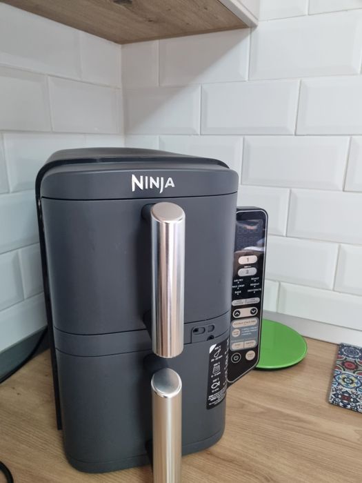 Airfryer Ninja DoubleStackXLSmartSL451, 2470W,9.5L, termometru6 funcți