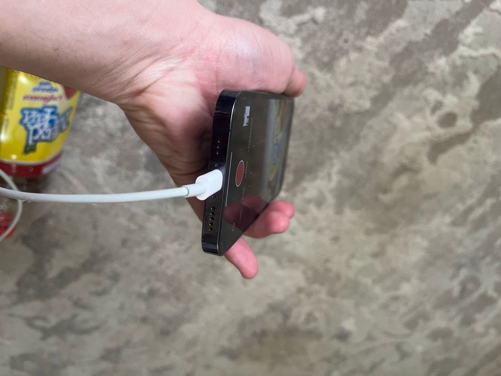 Iphone 14pro идеал