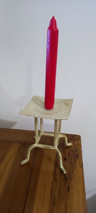 Винтидж свещник-железен.