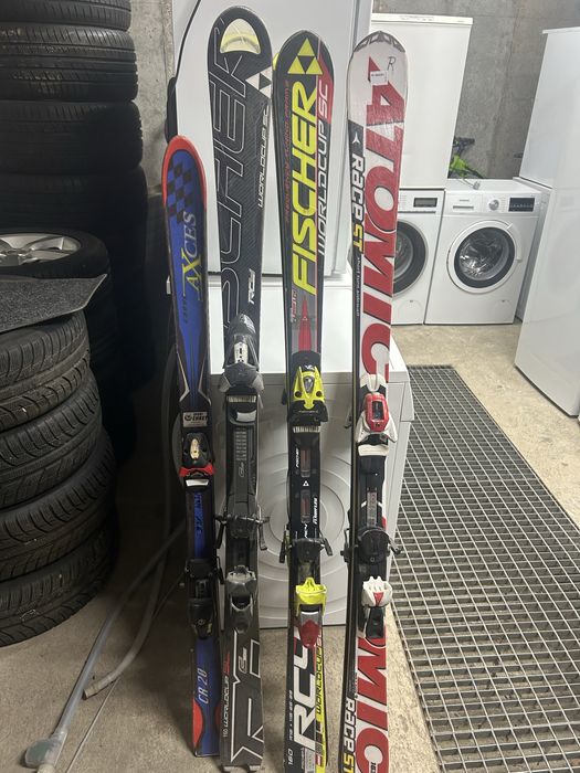 Продавам 4 броя ски