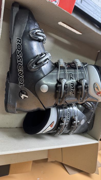 Детски сии Nordica и обувки Rossignol