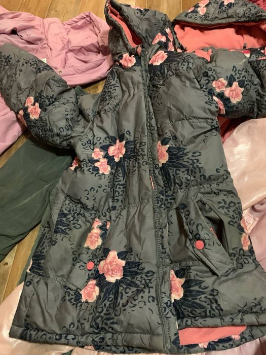 Верхняя одежда дежда для девочки разного возраста