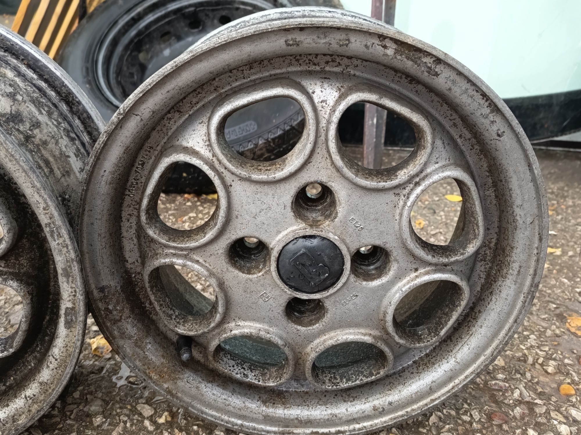 Продавам алуминиеви джанти за Лада 13ц