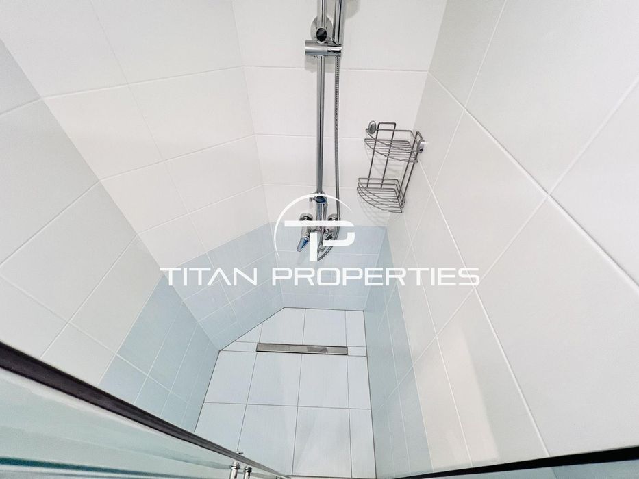 Дава се под наем Тристаен апартамент в Бургас, Център - 90 кв.м за 663 € - Снимка #9