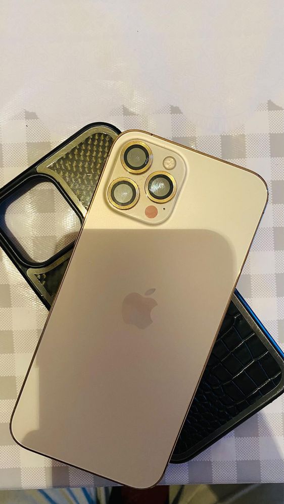 iPhone 12 Pro Max срочно продается