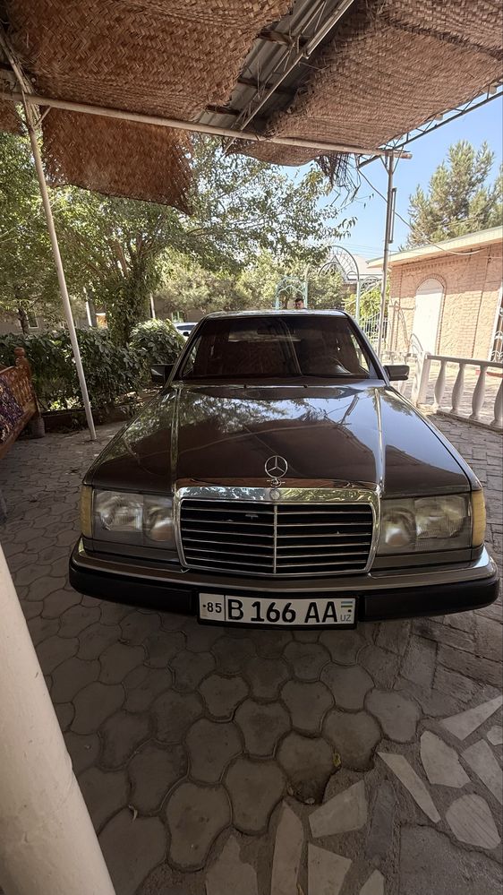 Мерседес 124кузов 250D сотилади