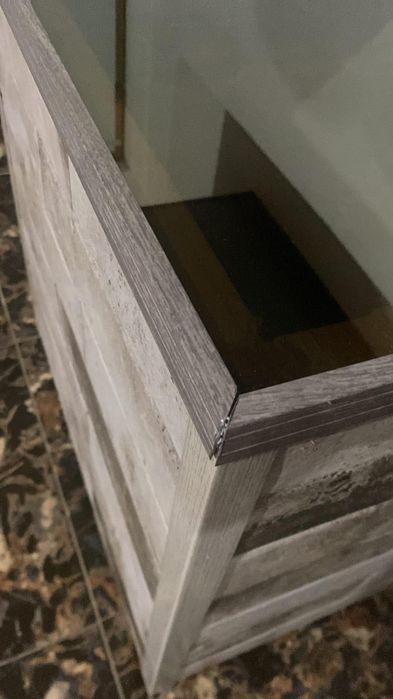 Infinity Table – Măsuță cu efect de tunel infinit LED