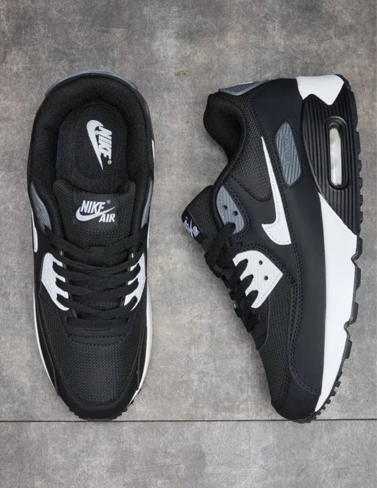 Продам мужские кроссовки Nike Air Max 90, 42 размер Новые