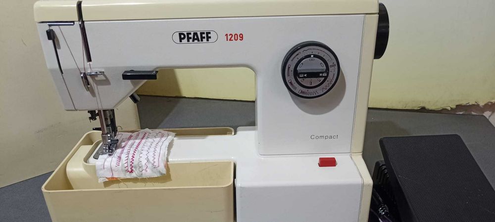 Masina de cusut Pfaff 1209 Compact