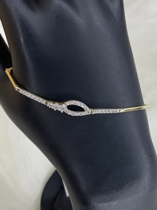 браслет с фианитом/585