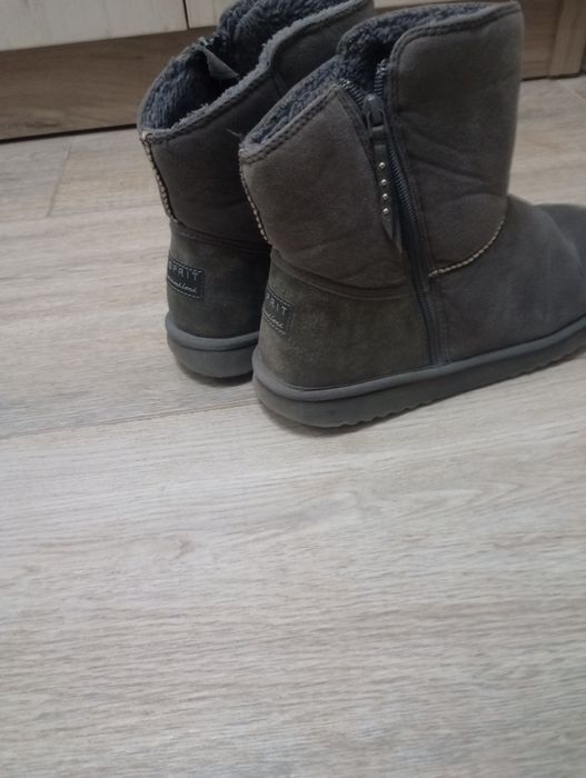 Велурени апрески