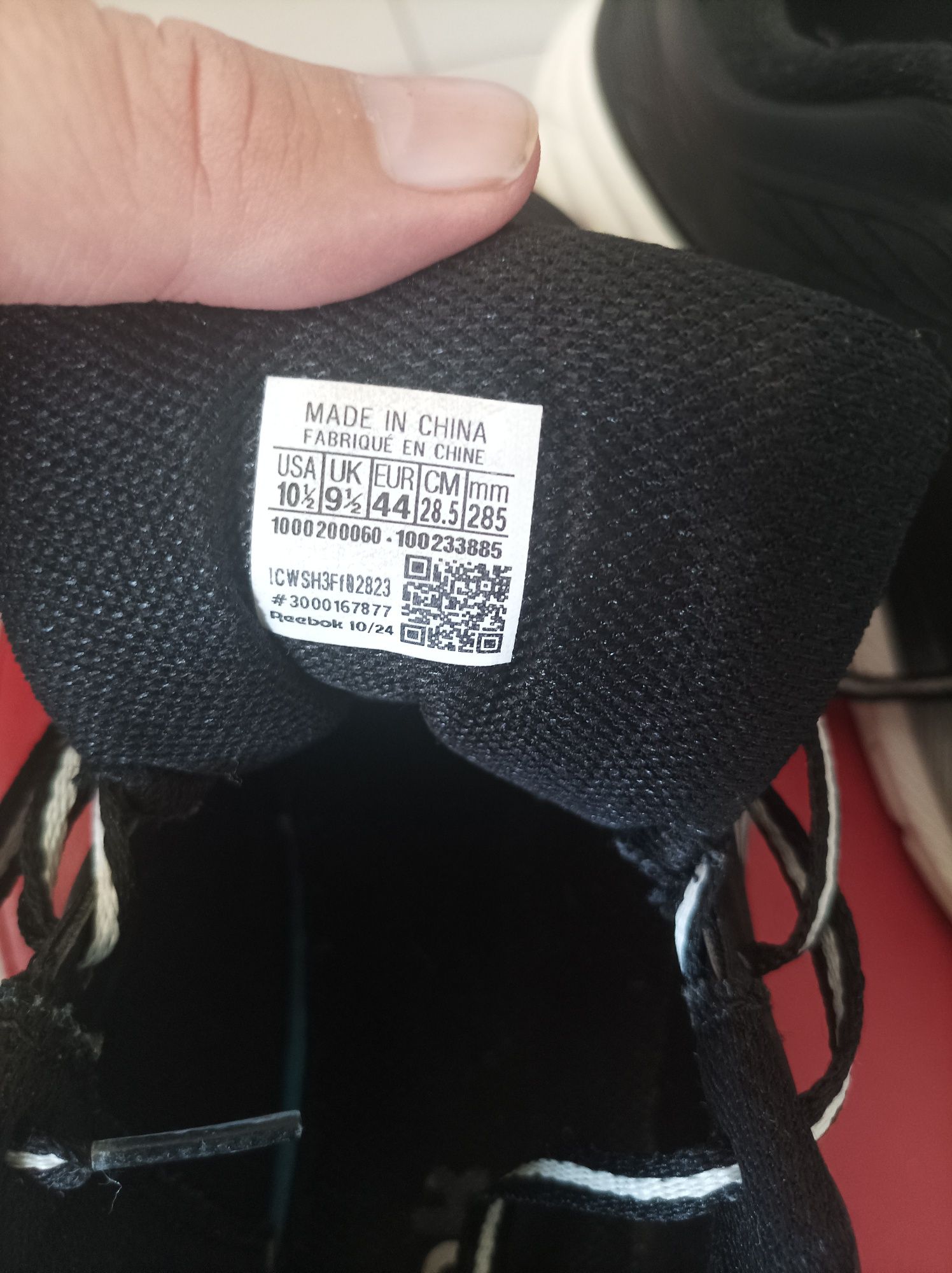 Маратонки Reebok номер 44