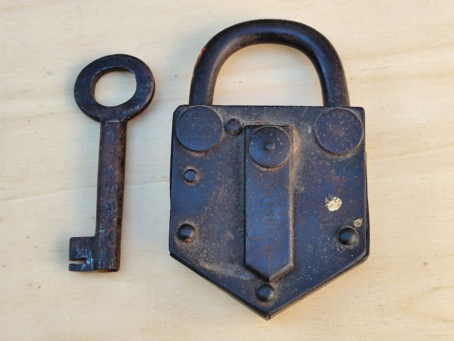 Стар Български Катинар Антикварен