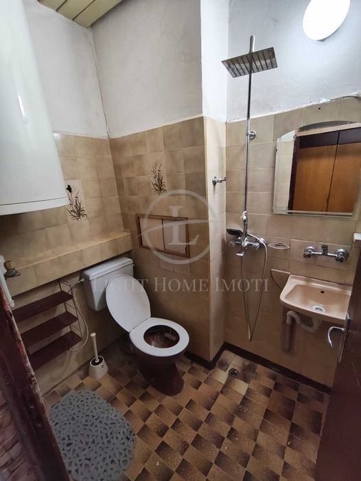 Продава се Тристаен апартамент в Пловдив, Кючук Париж - 64 кв.м за 1559 €/кв.м - Снимка #7