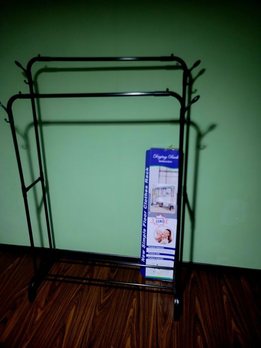 Новая гардеробная вешелка с полкой металическая