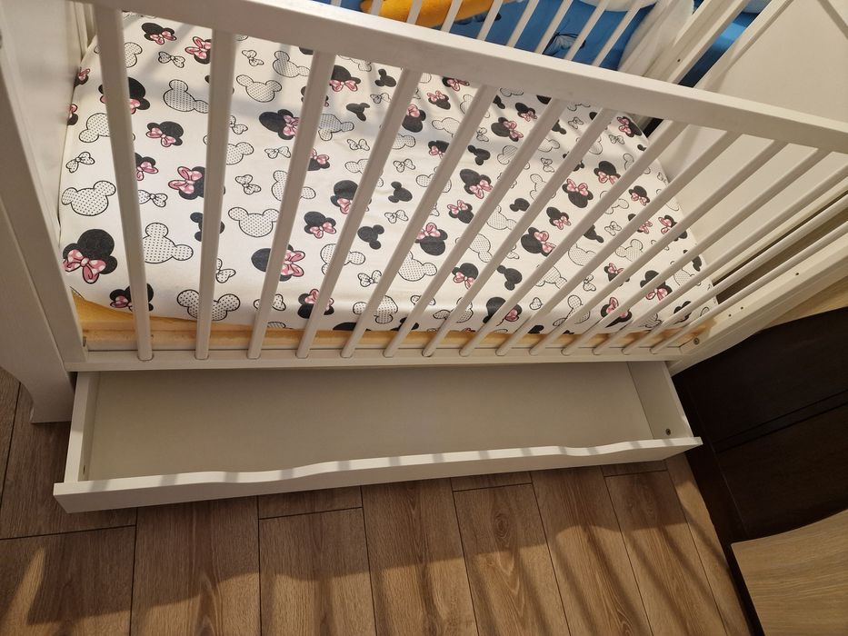 Patut lemn+ saltea cocos+sertar