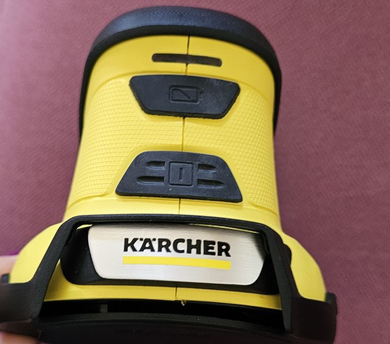 Aparat auto Karcher dezghetare geamuri