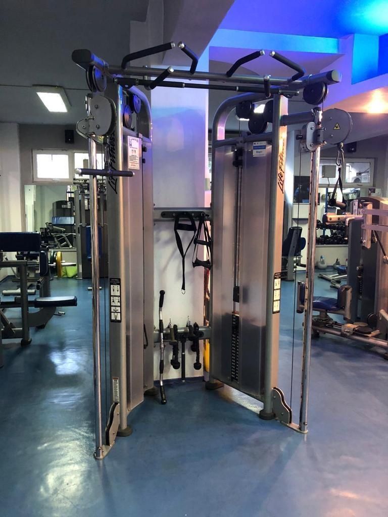 Aparate life fitness