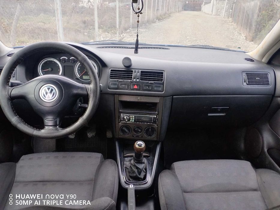 Vw Bora  1.4 75cp Euro4  2002  jante Aer conditionat Fiscal
