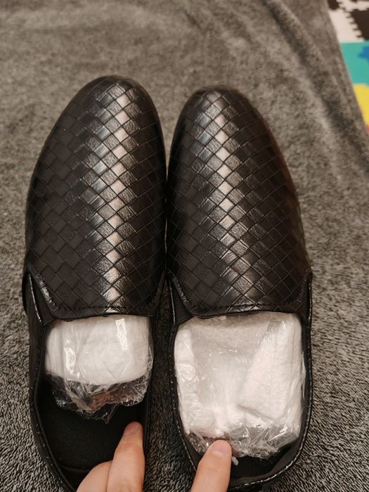 Vând încălțăminte bărbați