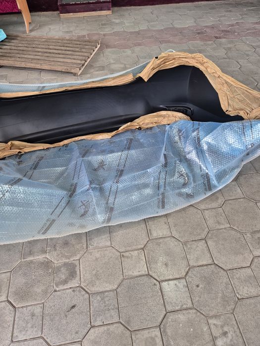 Продам задний бампер