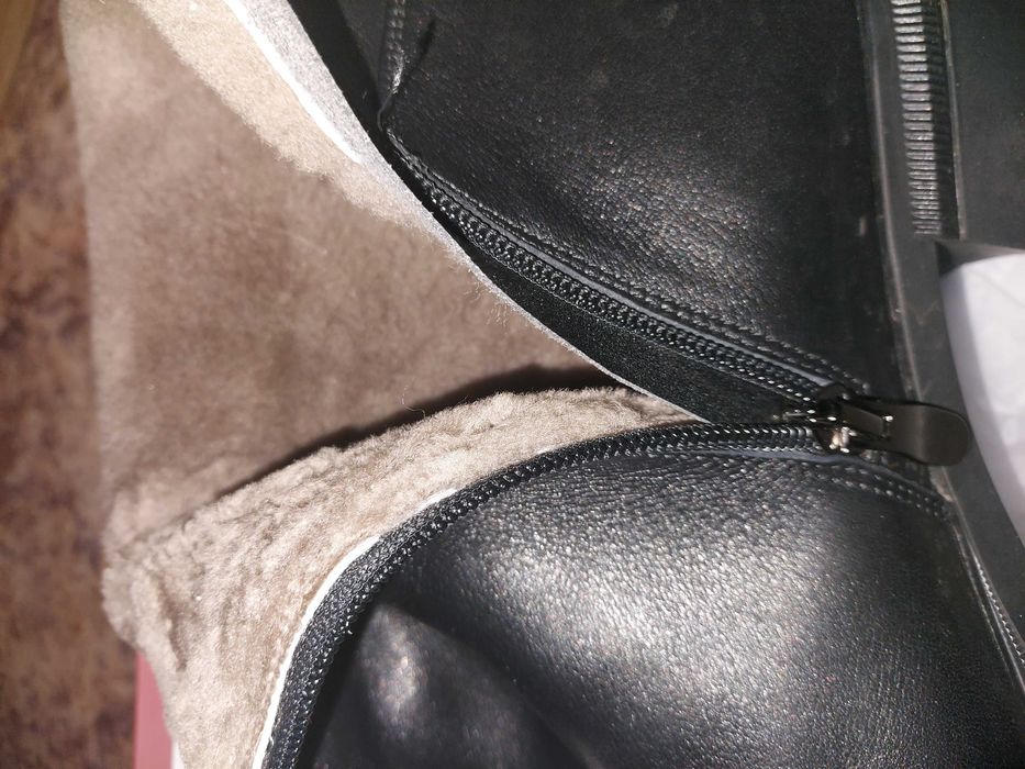 продам зимние сапоги новые