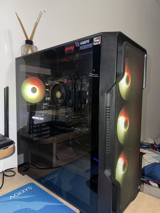 Vand pc gaming bine intretinut