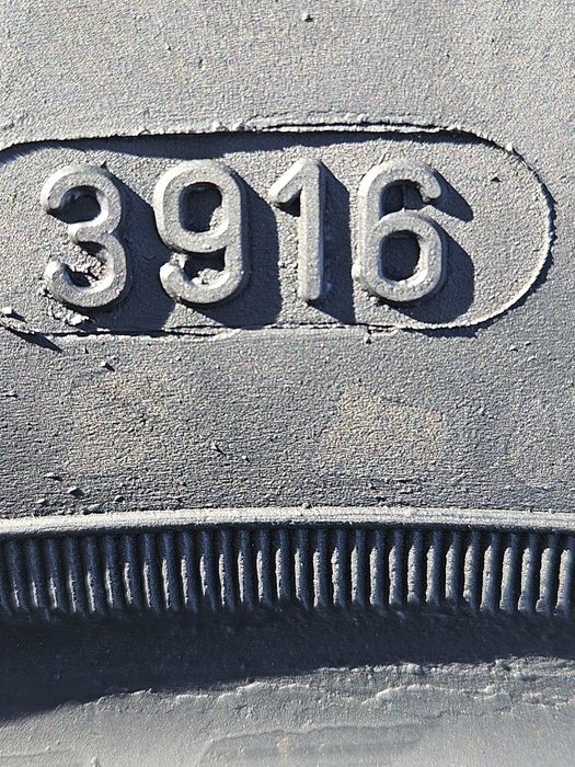 Vând anvelope iarna 215/65/16 215/65r16 DUNLOP