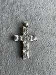 Cruce din argint si cubic zirconia