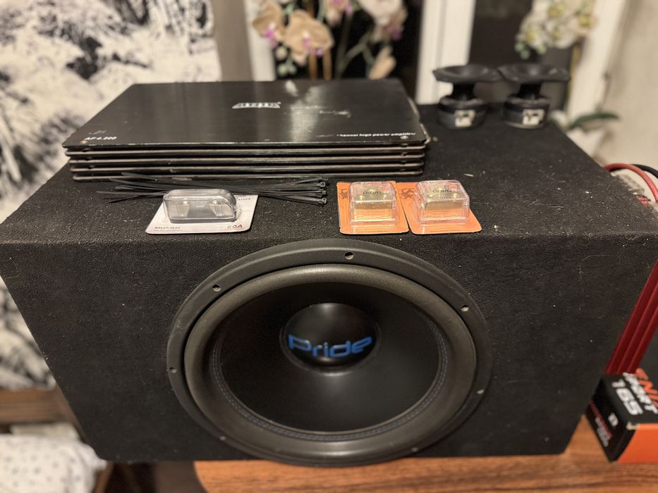 Продам автозвук (комплектом)