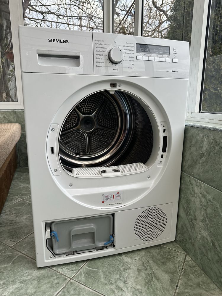Сушилня Siemens IQ700 WT46B200 - 8 кг. | за части