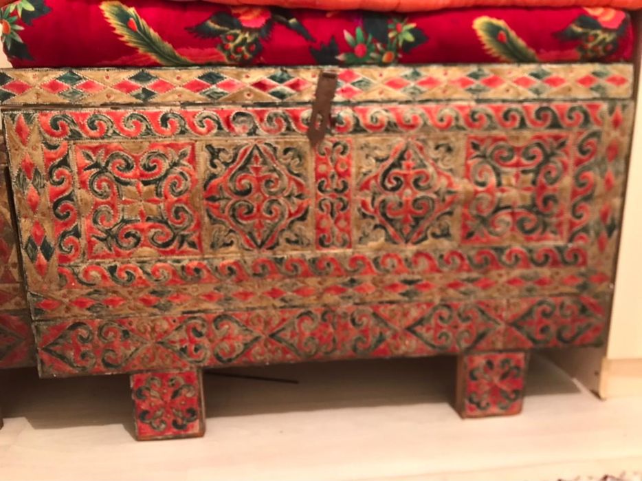 Сандық сатылады срочна