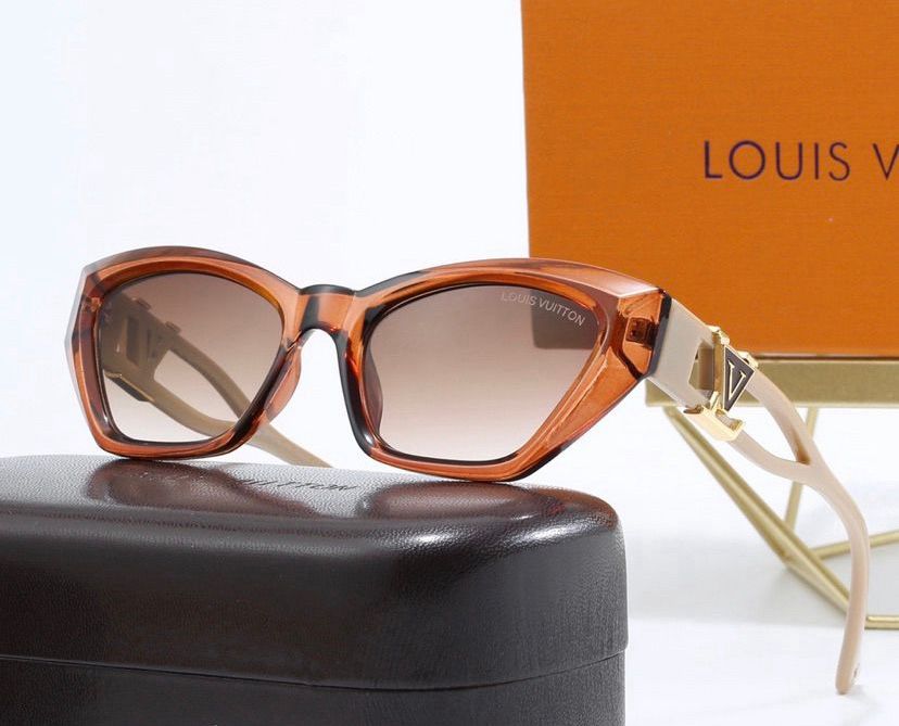Нови слънчеви очила LV Louis V