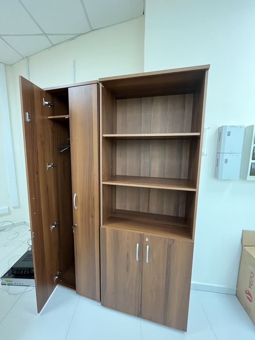 Продается офисная мебель в отличном состоян и