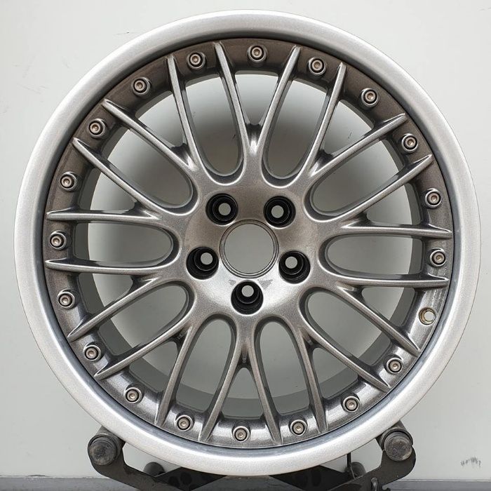 Reconditionare Jante Auto: Sablare, Sudura, Vopsitorie Electrostatica