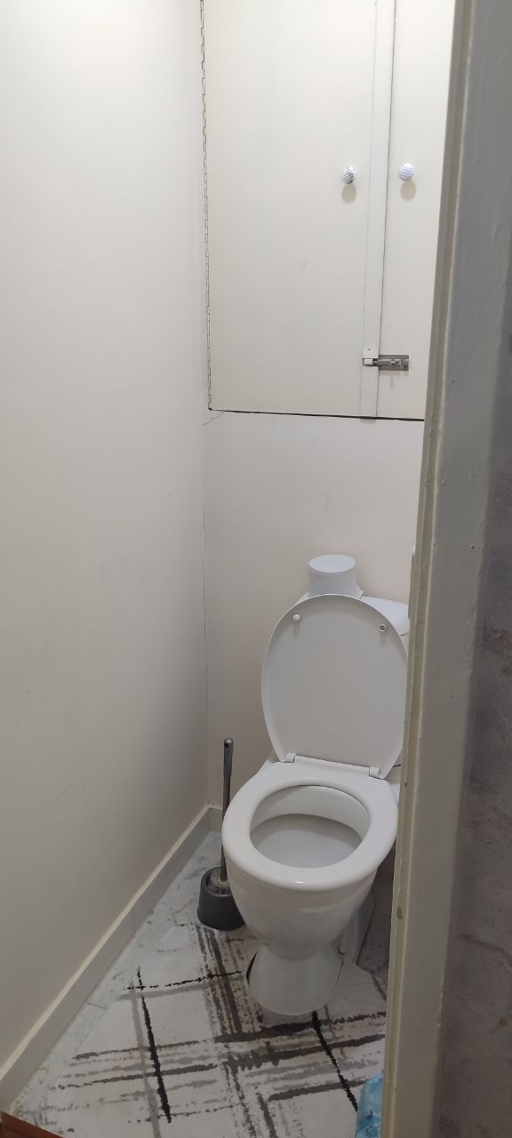 Dombirabod kv sotiladi srochna